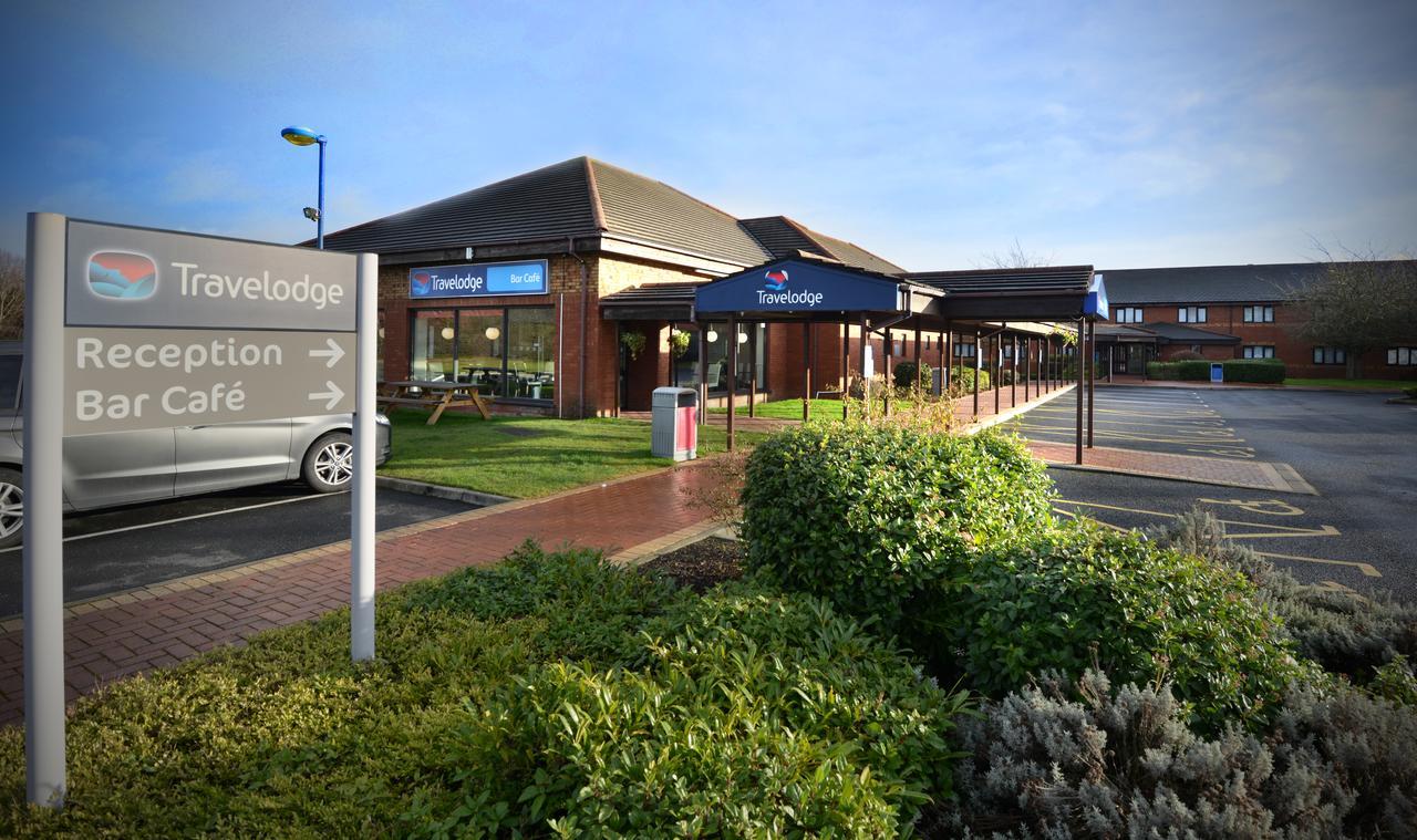 Travelodge Dublin Phoenix Park Castleknock Exterior photo